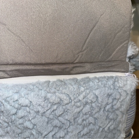 DEMDACO Blue Puppy Buckle and Snap 10 inch Childrens Stuffed Animal Backpack - Picture 9 of 10